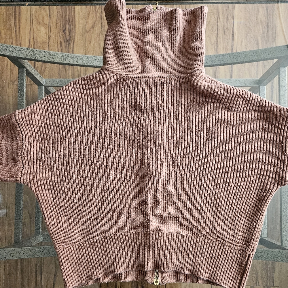 A&F Double Zip Ribbed Cardigan - Picture 6 of 8